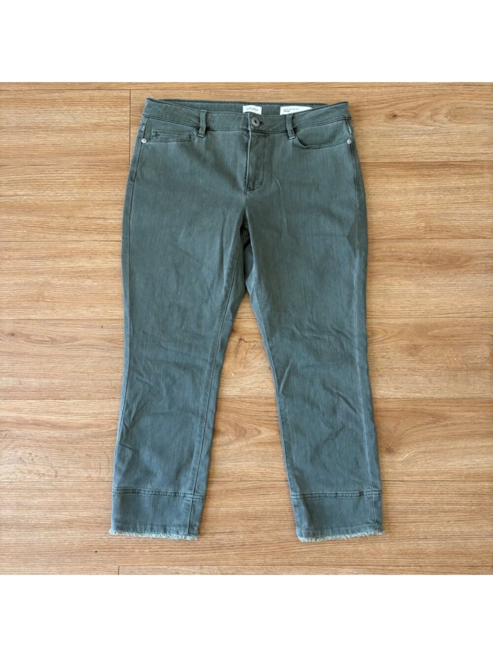 J. Jill Denim Authentic Fit Cropped Jeans Sage Green NWT Women’s Size 6